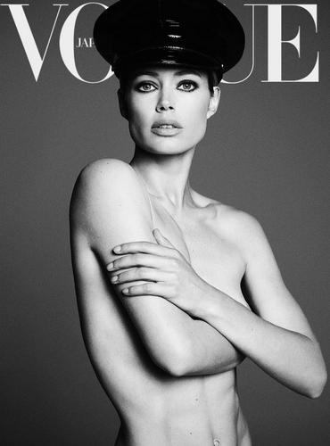 Vogue Japan/P: Luigi & Iango/S: Anna Dello Russo/Cap for Manokhi