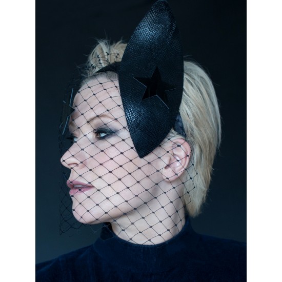 Veil Leaf Black Stars