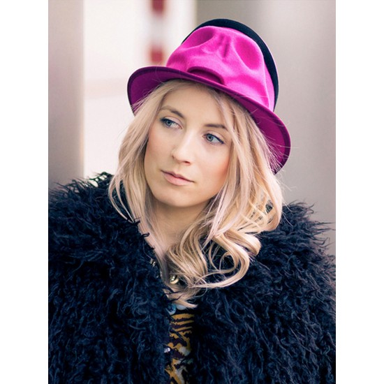 Skull With Velvet Headband