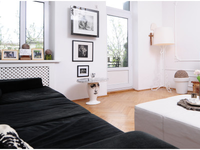 Kristina Dragomir - Stores