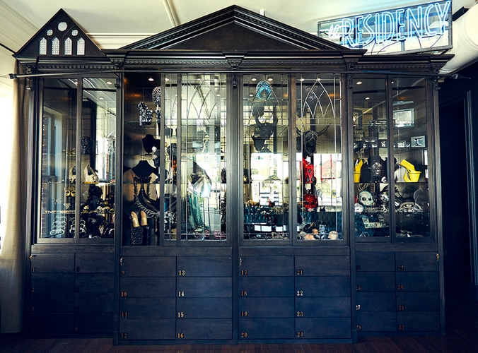 Kristina Dragomir - Stores